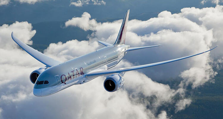 Акция от Qatar Airways: 2 билета в бизнес-класс по цене одного