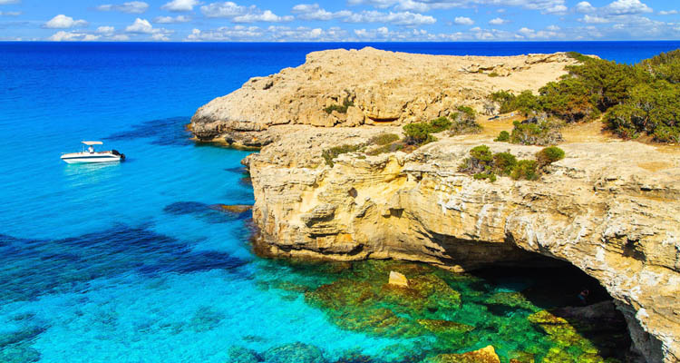 Отдых на Кипре 2020: цена тура "все включено"